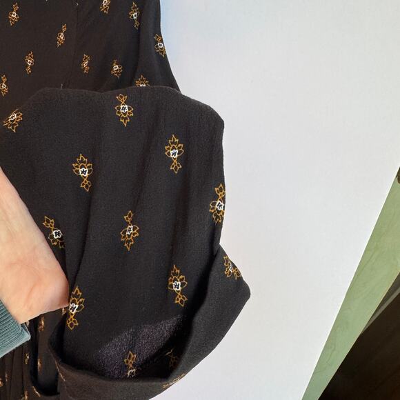 Garnet Hill Bohemian Tiered Pocket Detail Dress Size 4 Black Floral Emblem Print - Picture 7 of 16